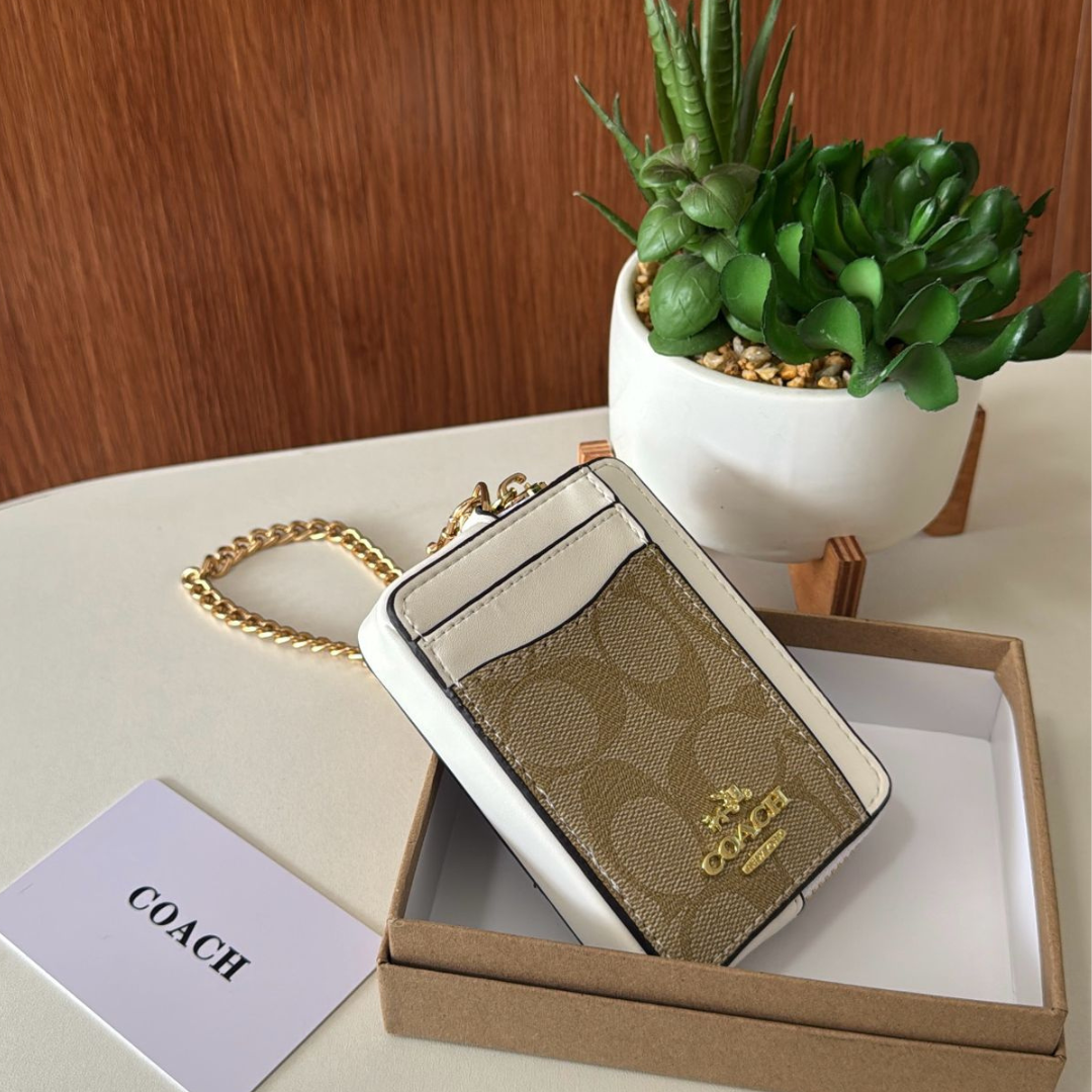 COACH ZIP CARD CASE