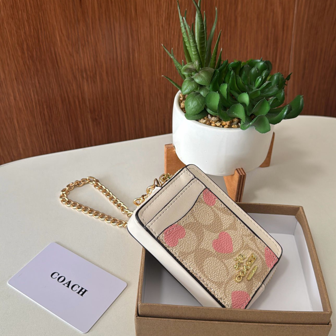 COACH ZIP CARD CASE