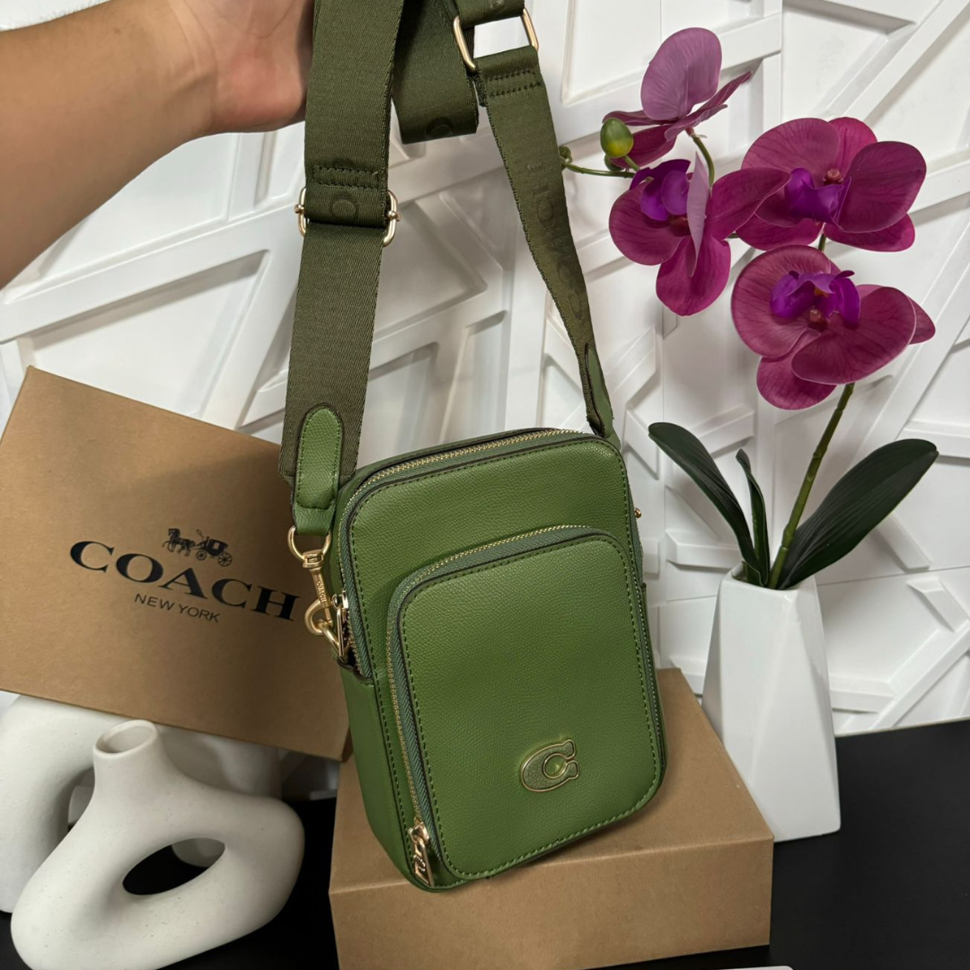 COACH PHONE