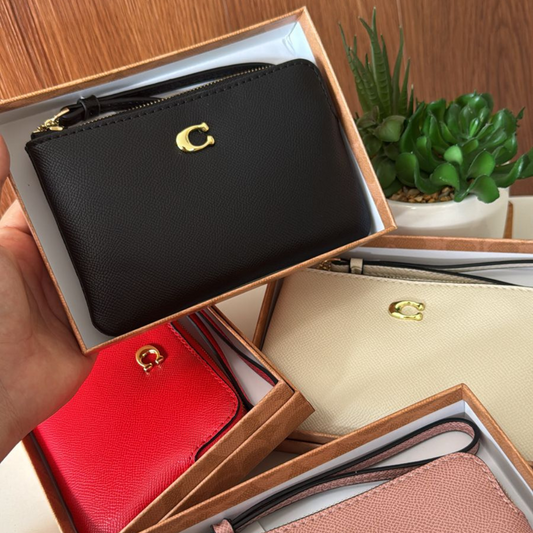 COACH WRISTLET WALLET