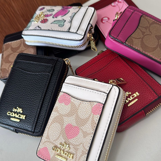 COACH ZIP CARD CASE
